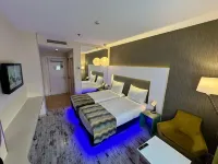 Tempo Hotel 4Levent Hotels near Axis Istanbul