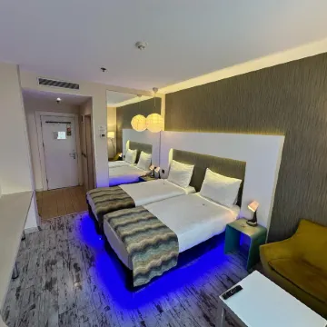 Tempo Hotel 4Levent Отели рядом с достопримечательностью «Бейкоз»