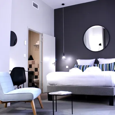 Hôtel de Tourny - Boutique Hôtel Bordeaux Centre Отели рядом с достопримечательностью «Старый город»