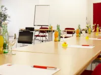 أماديو هوتل شافينراث Hotels near آيغن
