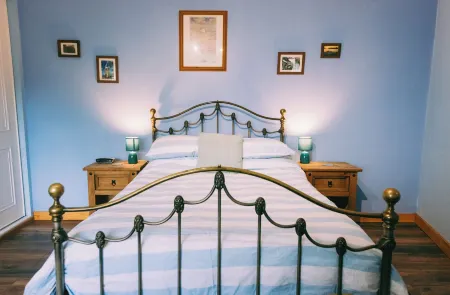 1 Bed Free Parking Pets Allowed Отели рядом с достопримечательностью «The Metro»