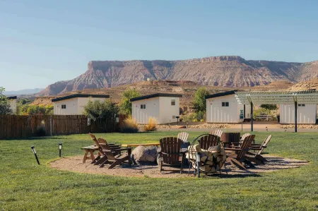 Zion Wildflower, BW Premier Collection