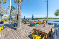 464 Little Harbor