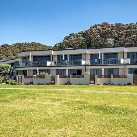 Beachpoint Apartments