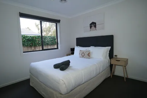 Captains Edge Hotels in Raymond Island