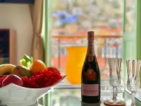 “Athenas” Neoclassic Harbour View Apartment Hotels in Symi