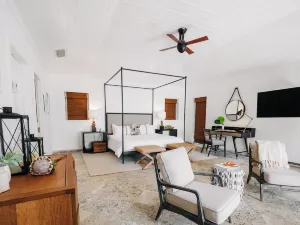 Pink Sands Resort