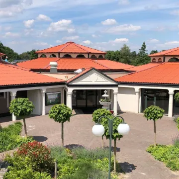 Villa in Arcen with Sun Shower & Garden