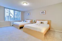 Comfortable 2BR Stay in Crystal City