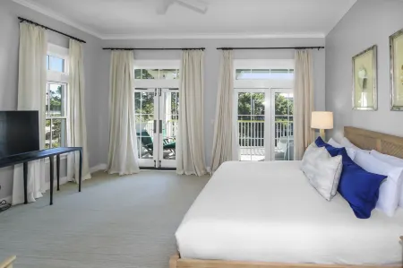 Beautiful 2BR WaterColor condo 6 WaterColor Blvd #202 Steps to Beach Club condo