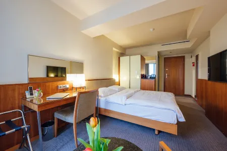 Peakture Hotel Отели в г. Бухарест