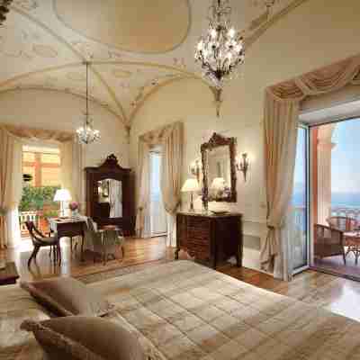 Grand Hotel Excelsior Vittoria Rooms