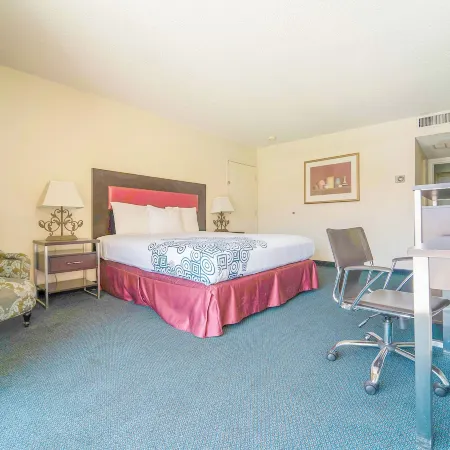 Royal Plaza Inn