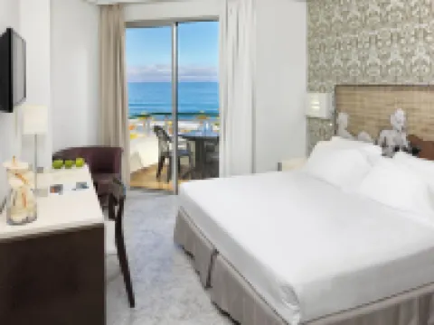 H10 Las Palmeras Hoteles cerca de Playa de las Américas