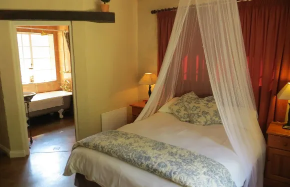 噴泉浴小屋旅館