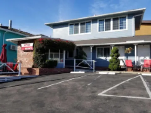 Pleasant Inn