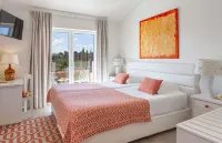 Boutique Hotel Casa do Outeiro - Arts & Crafts Hotels in Batalha