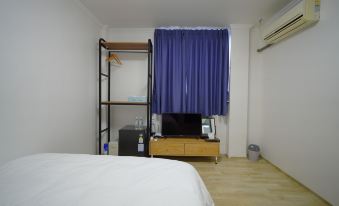 Bluemoon Guest House - Hostel