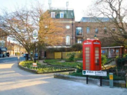 Beckenham High Street Hotels in Bromley
