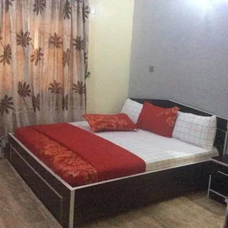 Santarosa Suites & Bar