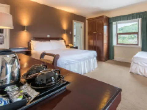 The Imperial Crown Hotel Hotel di Halifax