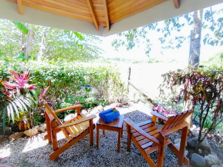 Samara Pacific Lodge