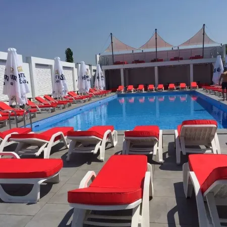 Maxim Pasha Hotel