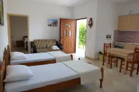 Pellumb Apartments - Holiday Apartments