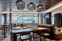 SpringHill Suites Chester - breakfast