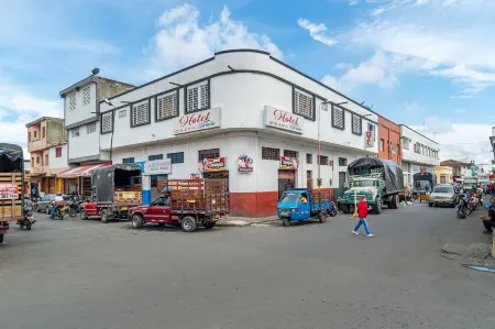 Ayenda Bariloche la 22 Отели в г. Тулуа