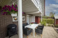 Kollund Cottage Hotels in Krusa