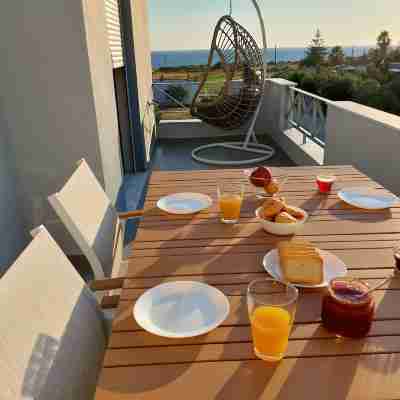 Elia Luxury Apartments Estd. 2022 Dining/Meeting Rooms