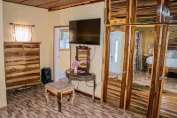 Blue Berry Hills Villa Hotel di Discovery Bay