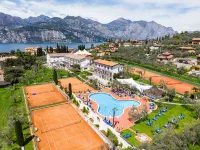 Club Hotel Olivi - Tennis Center Hotels in Malcesine