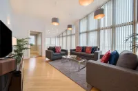 Roomspace -The Courtyard Penthouse Hotels in Wimbledon