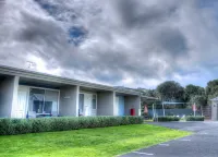 Sorrento Beach Motel