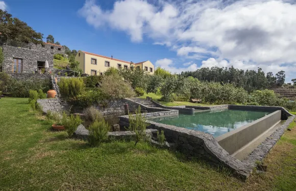 列瓦達旅館酒店