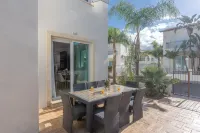 วิลล่าคาเทรน่าโปรทาราส