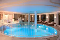 Hotel Ansitz Plantiz - Swimmingpools