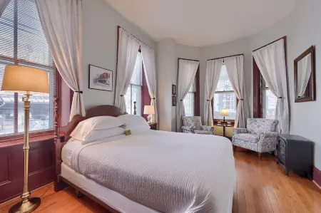 The Alden House Отели в г. Литиц