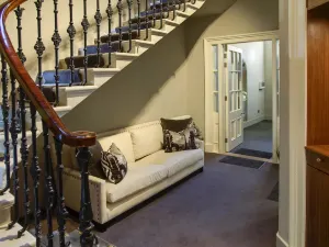 Clarendon Luxury Apartments