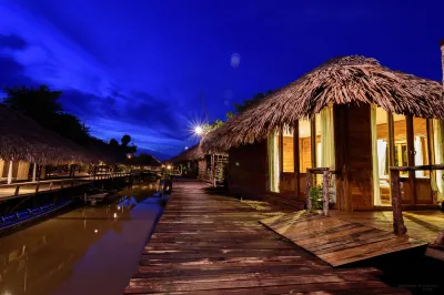Baantonlamphu Pakpra Hotels in 