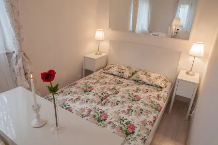 4.Friends Hostel
