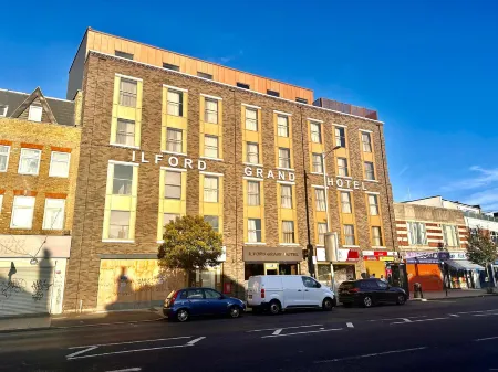Ilford Grand Hotel Отели в г. Редбридж