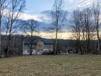 V kapradí Hotels in Hrensko