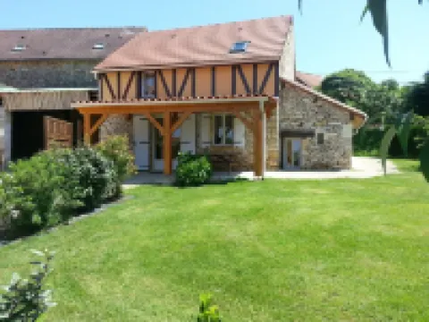 Terre de Pierres - L'amethyste Hotels in Saint-Genies