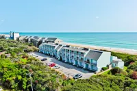 Stunning Oceanfront Retreat - Waterfront, Deck, Pool, Wifi
