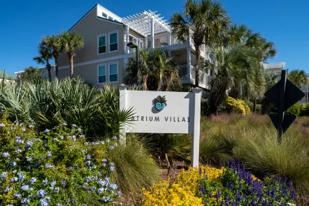 Ocean Views and Expansive Deck - Stunning Coastal Haven