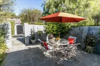 3 Bedroom house right by Beverly Hills / Westwood / UCLA 威斯特伍德住宿飯店