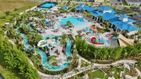 Screened-In Pool and Family Room with Entertainment - Stunning Oasis Hotel di Polk County
